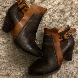 Corkys brown leather boots SZ 6